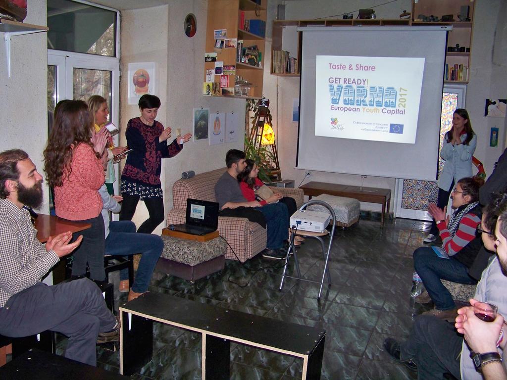 Yo Ho Hostel Varna Dış mekan fotoğraf