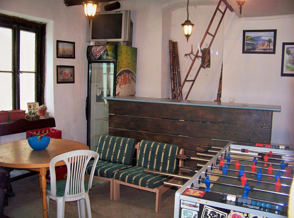 Yo Ho Hostel Varna Dış mekan fotoğraf