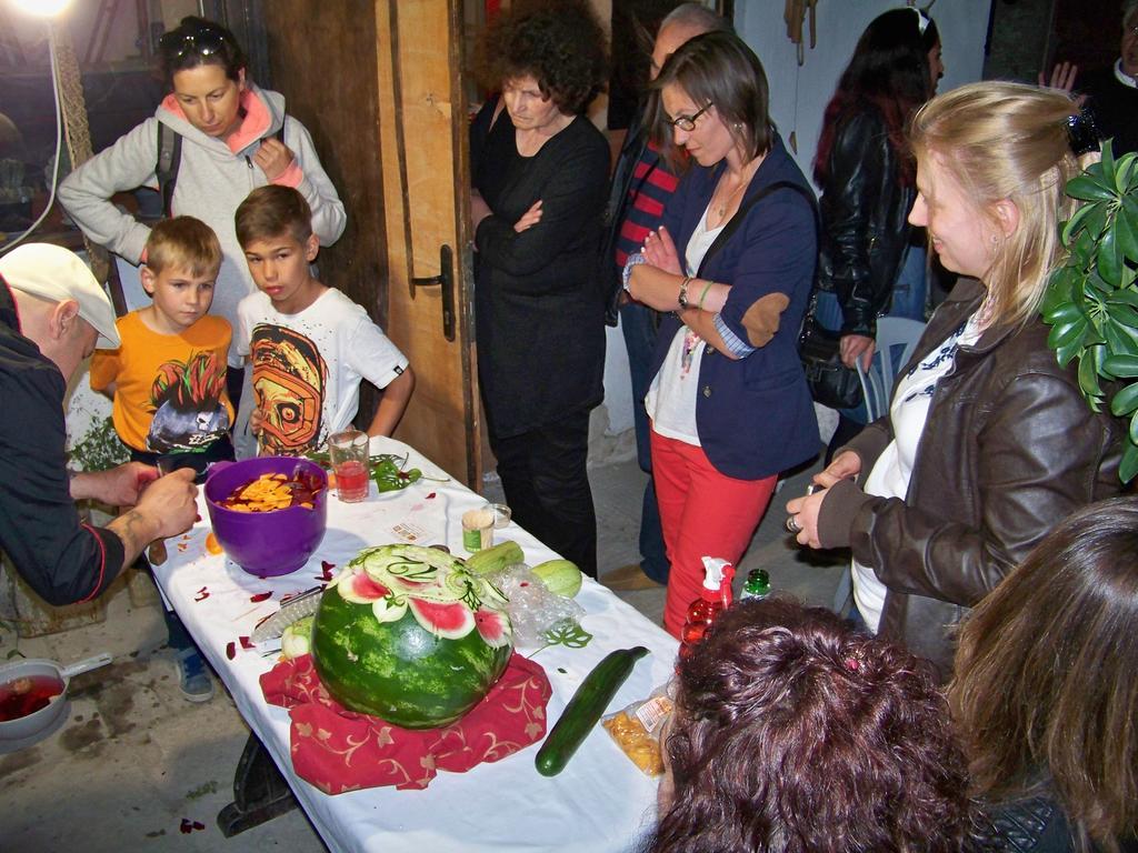 Yo Ho Hostel Varna Dış mekan fotoğraf